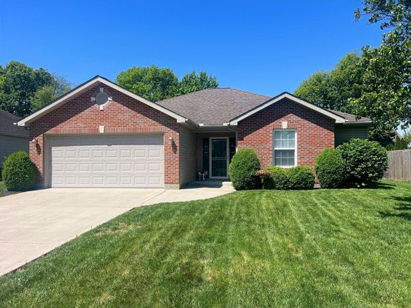1728 Hunters Ridge Drive, Troy, OH 45373