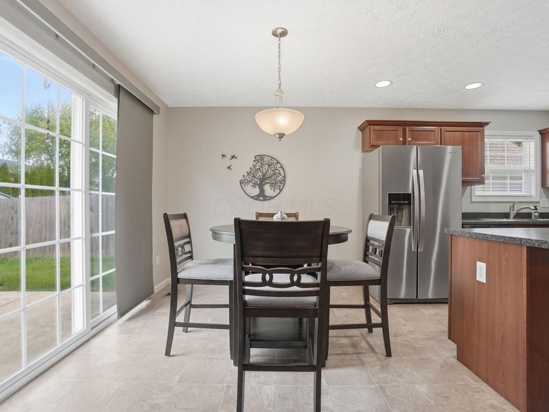 1728 Hunters Ridge Drive, Troy, OH 45373 Photo 20