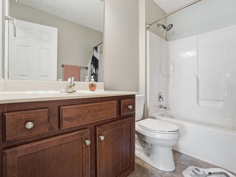 1728 Hunters Ridge Drive, Troy, OH 45373 Photo 30