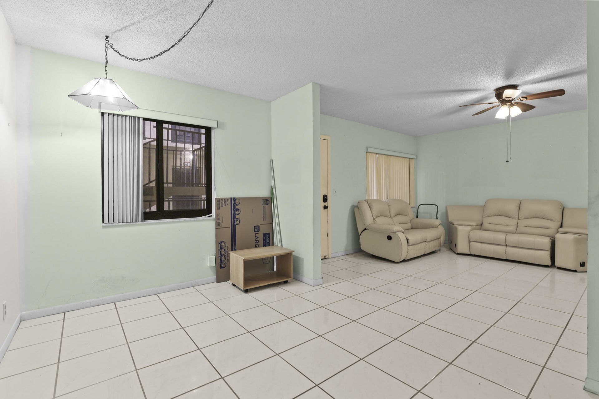 5280 Las Verdes Circle, Unit 219, Delray Beach, FL 33484 Photo