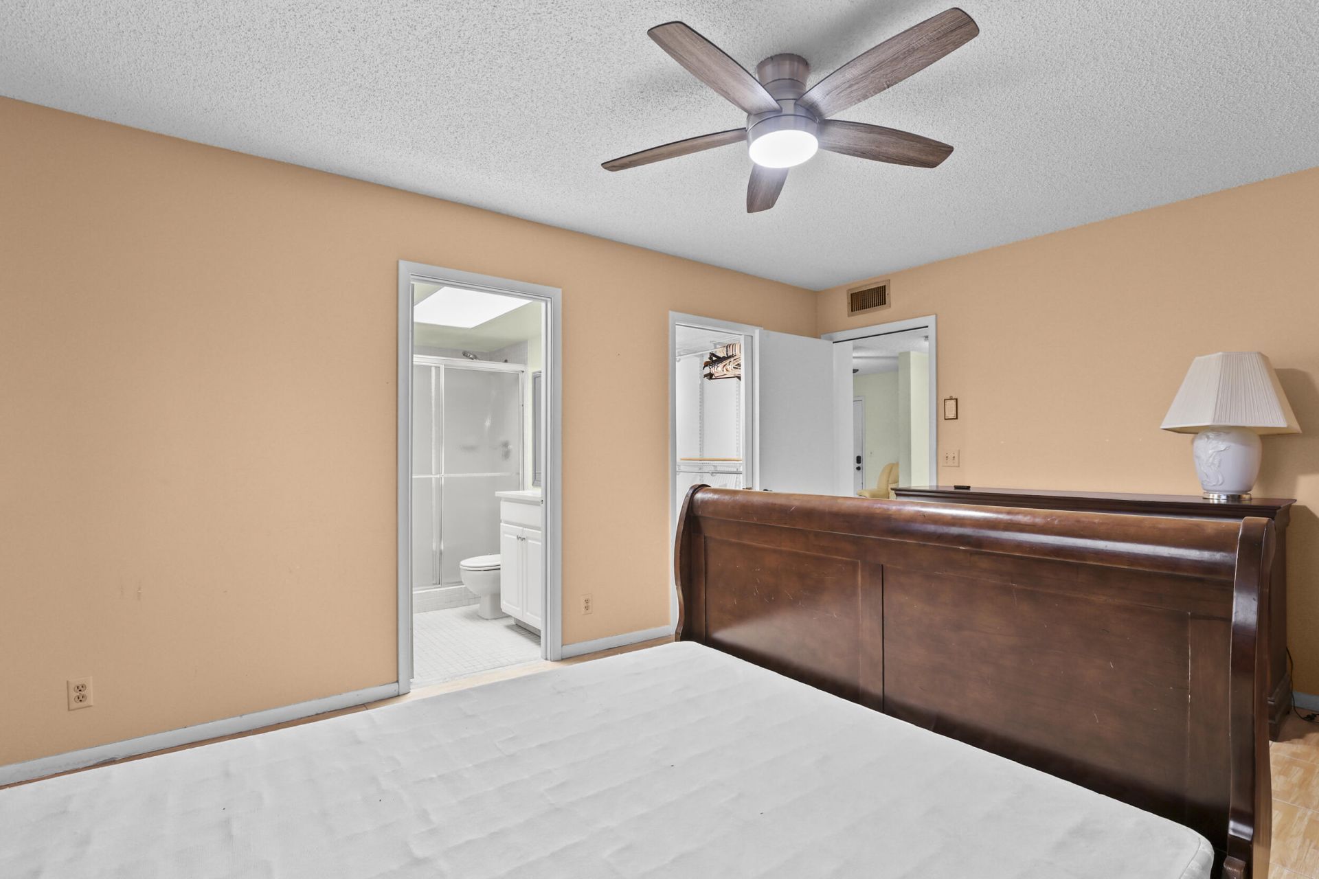 5280 Las Verdes Circle, Unit 219, Delray Beach, FL 33484 Photo