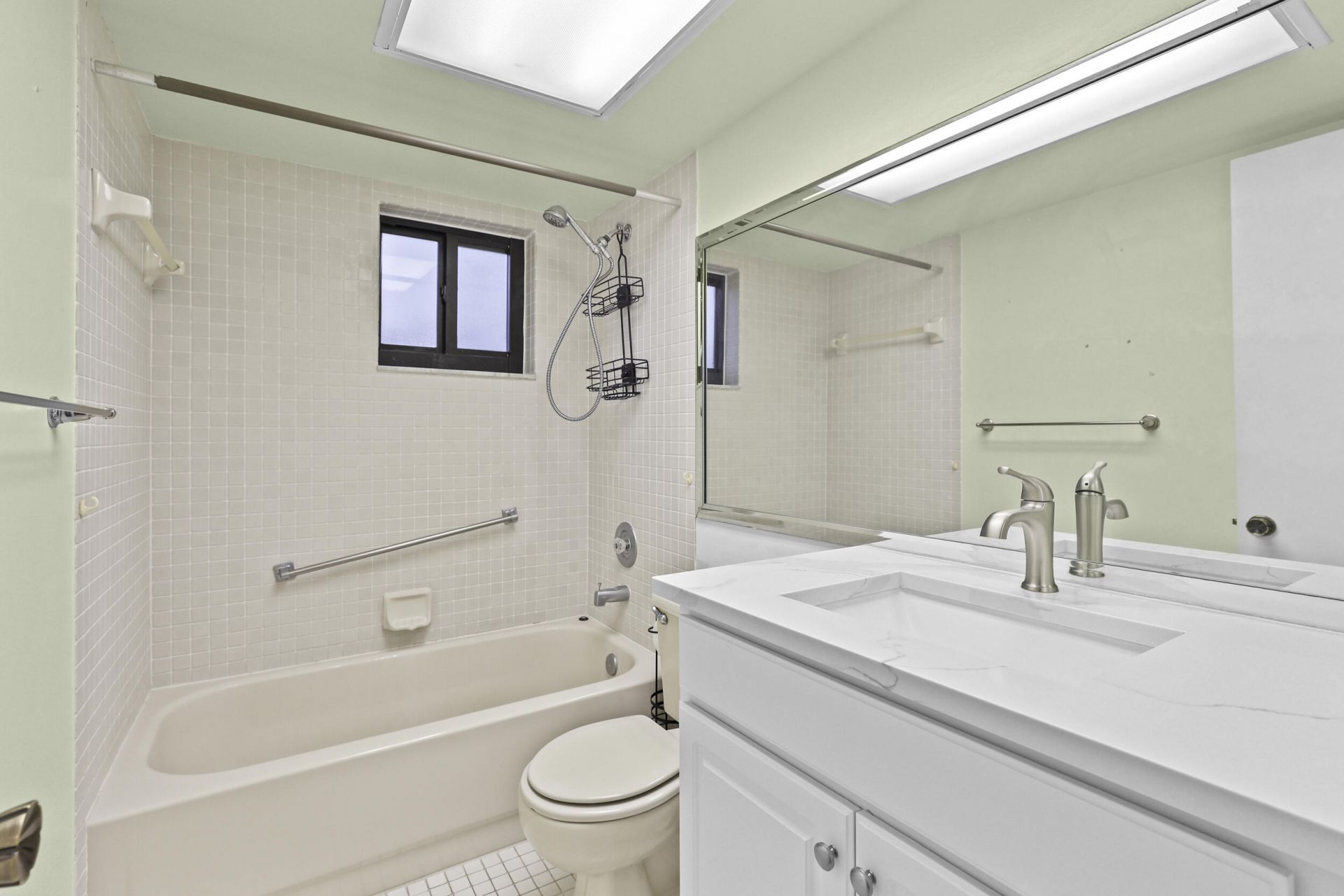 5280 Las Verdes Circle, Unit 219, Delray Beach, FL 33484 Photo