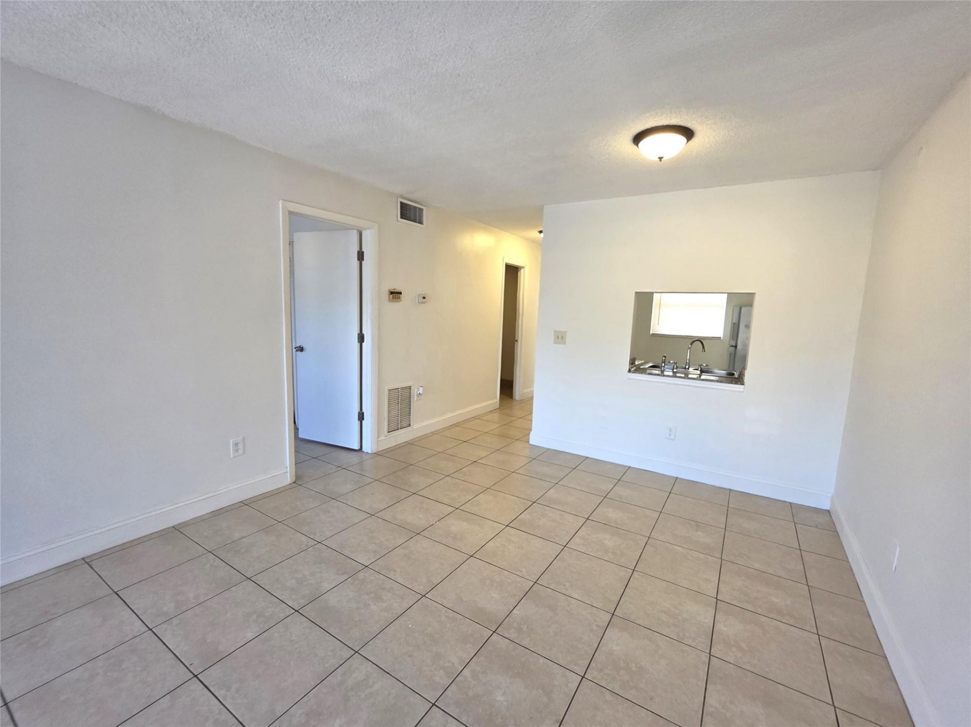 2800 NW 56th Avenue, Unit D402, Lauderhill, FL 33313 Photo