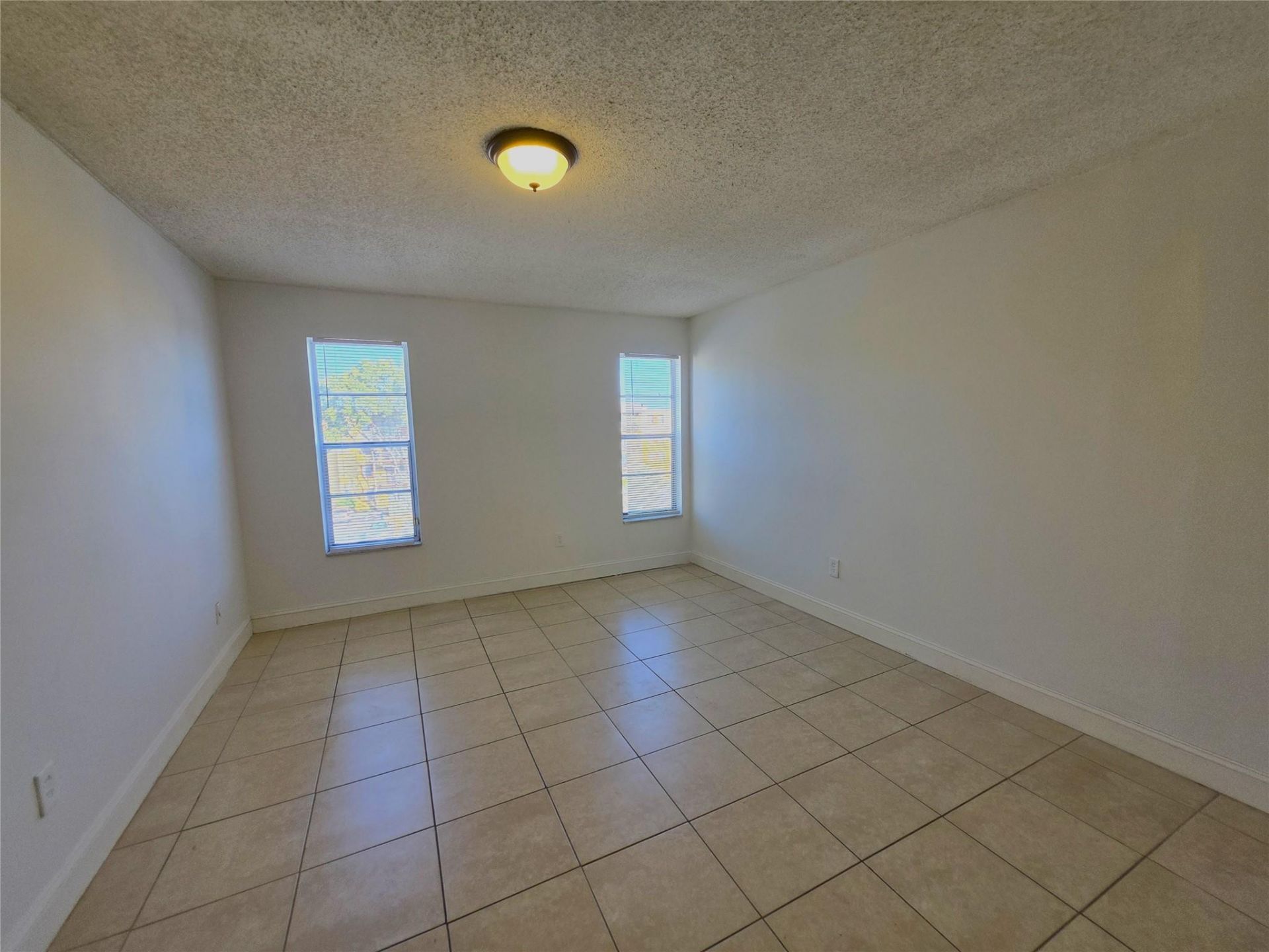 2800 NW 56th Avenue, Unit D402, Lauderhill, FL 33313 Photo