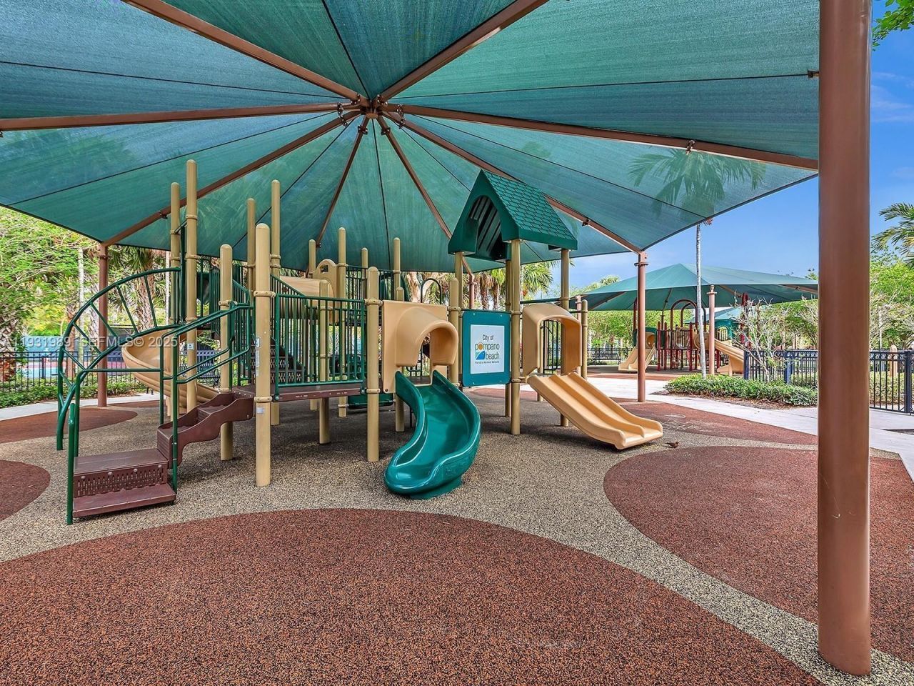 3100 N Palm Aire Dr , Unit 102, Pompano Beach, FL 33069 Photo