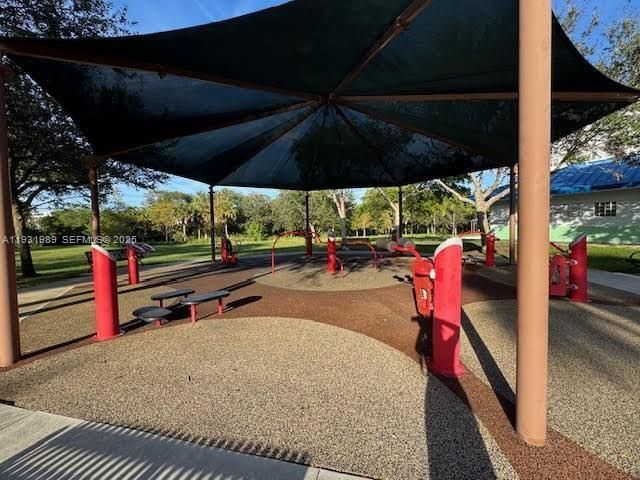 3100 N Palm Aire Dr , Unit 102, Pompano Beach, FL 33069 Photo