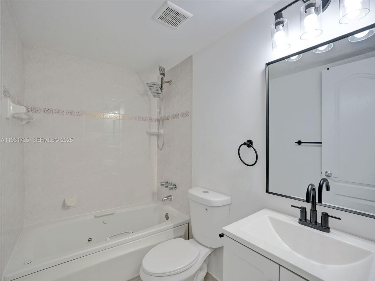 1891 N 61st Ave, Unit B215, Hollywood, FL 33024 Photo