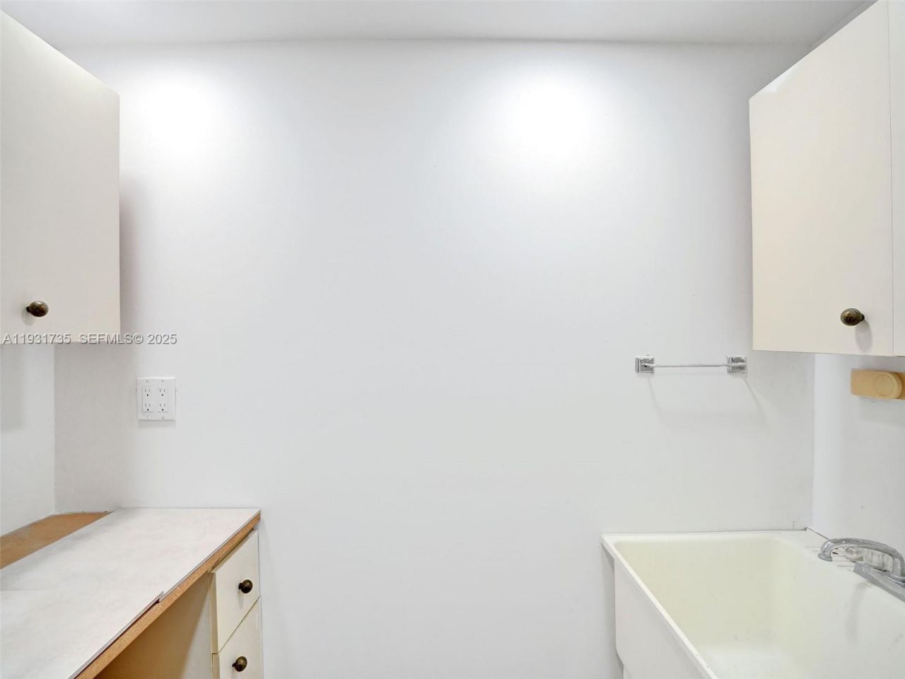 1891 N 61st Ave, Unit B215, Hollywood, FL 33024 Photo