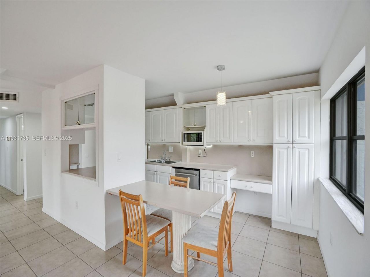 1891 N 61st Ave, Unit B215, Hollywood, FL 33024 Photo