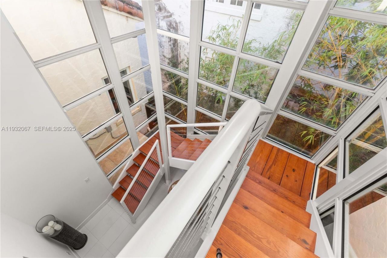 737 Alhambra Cir , Coral Gables, FL 33134 Photo