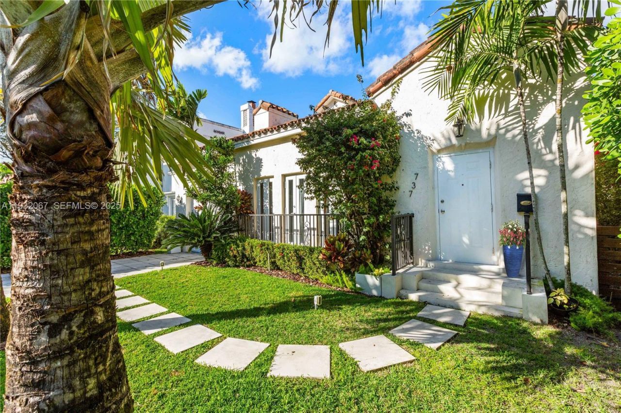 737 Alhambra Cir , Coral Gables, FL 33134 Photo
