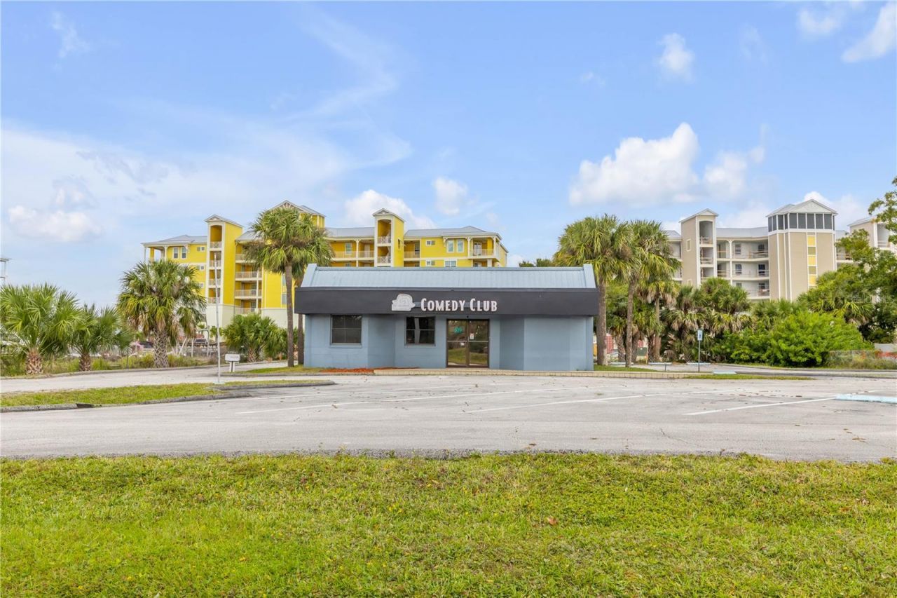 109 N Causeway, New Smyrna Beach, FL 32169 Photo