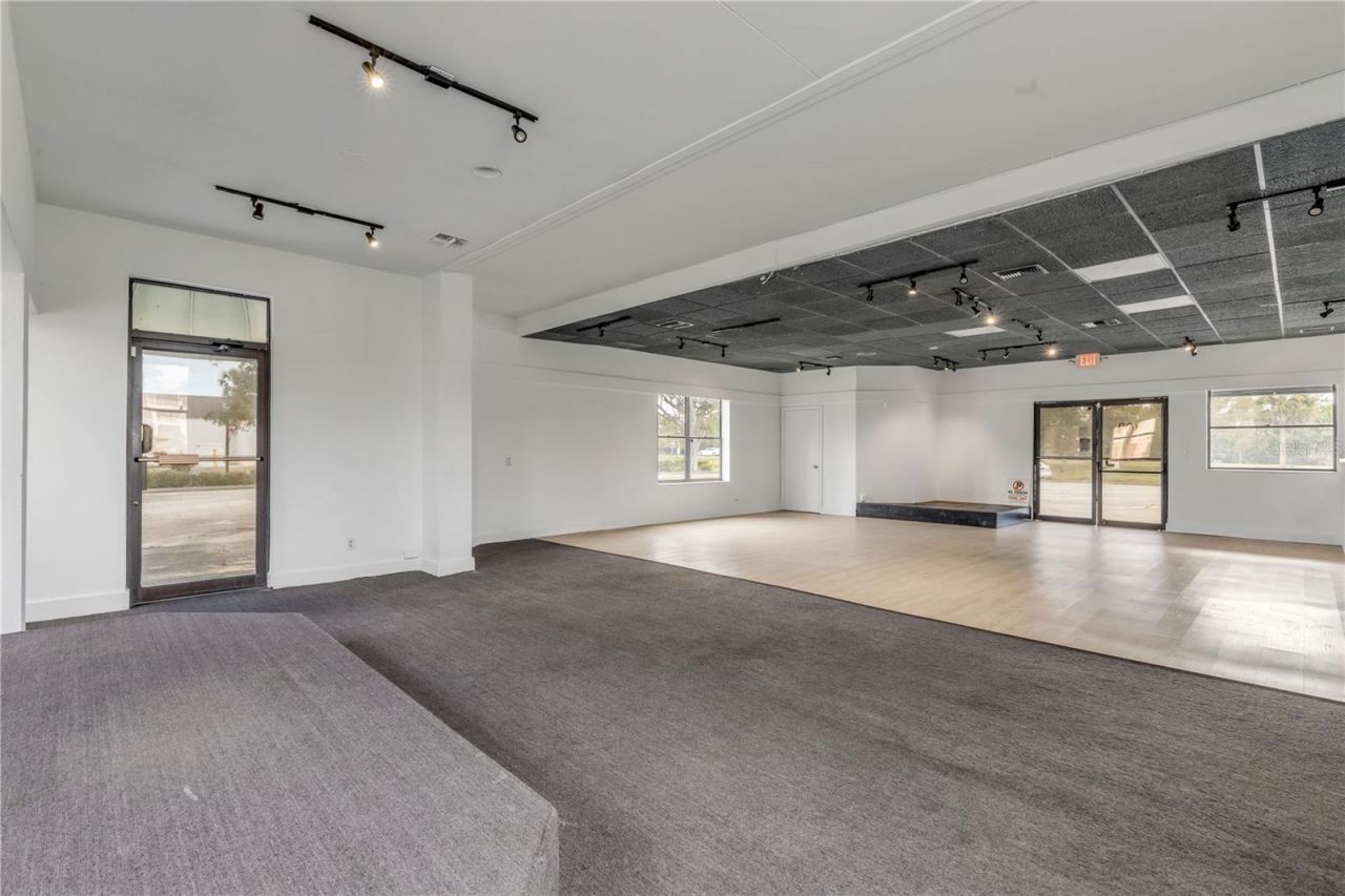 109 N Causeway, New Smyrna Beach, FL 32169 Photo