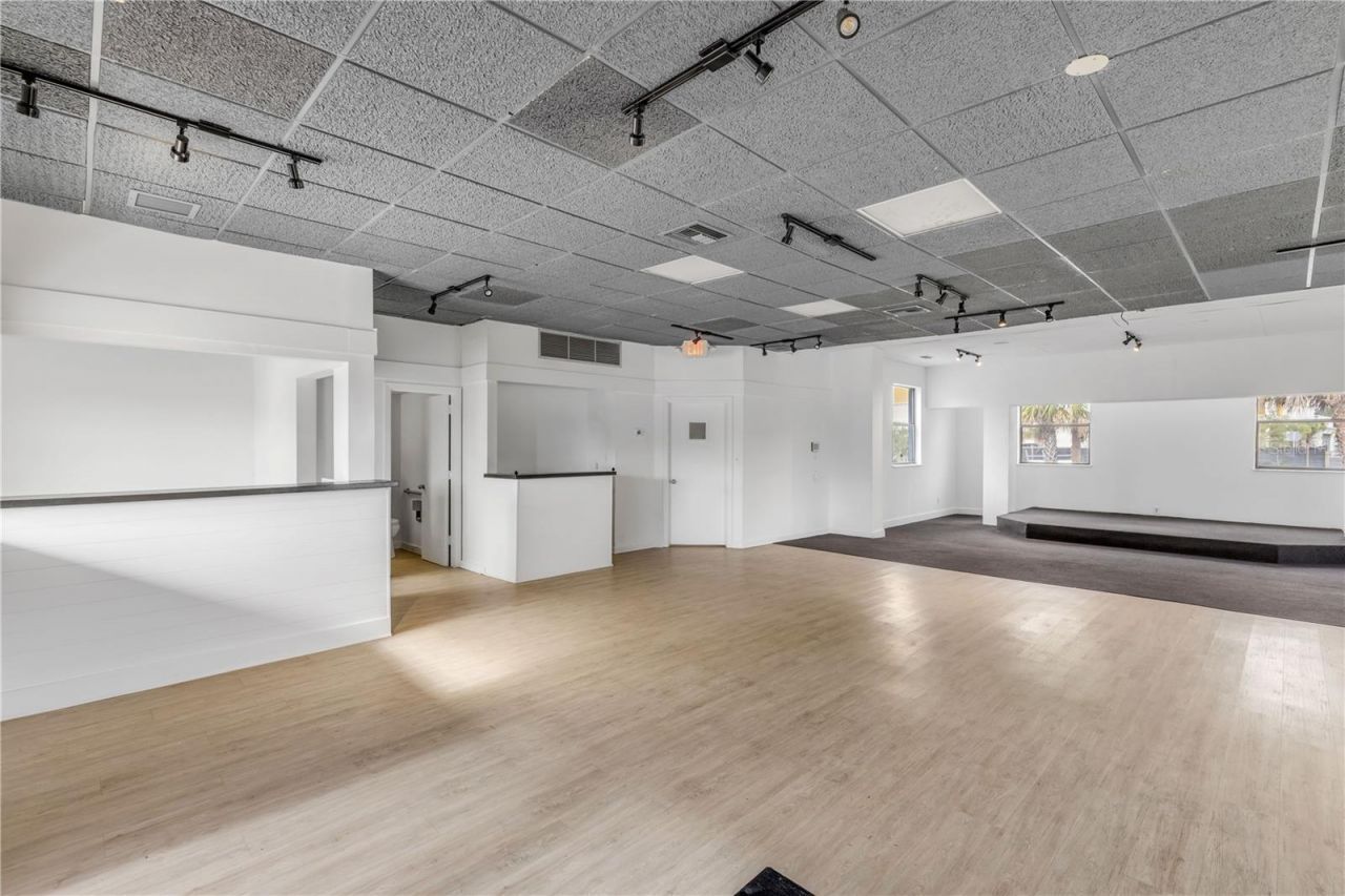 109 N Causeway, New Smyrna Beach, FL 32169 Photo