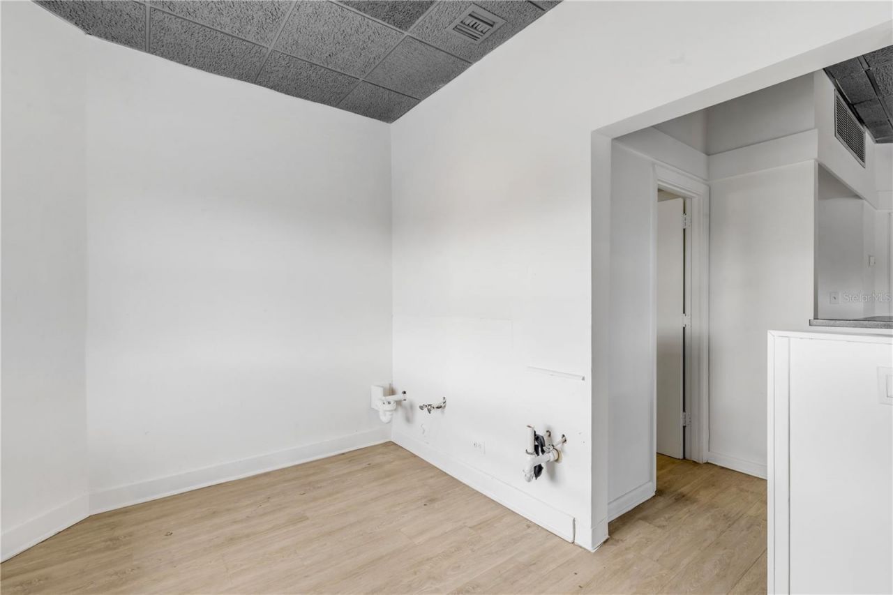 109 N Causeway, New Smyrna Beach, FL 32169 Photo