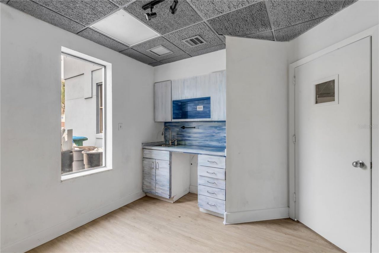 109 N Causeway, New Smyrna Beach, FL 32169 Photo