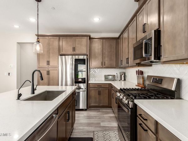 759 E LARK Street, Unit 202, Gilbert, AZ 85297