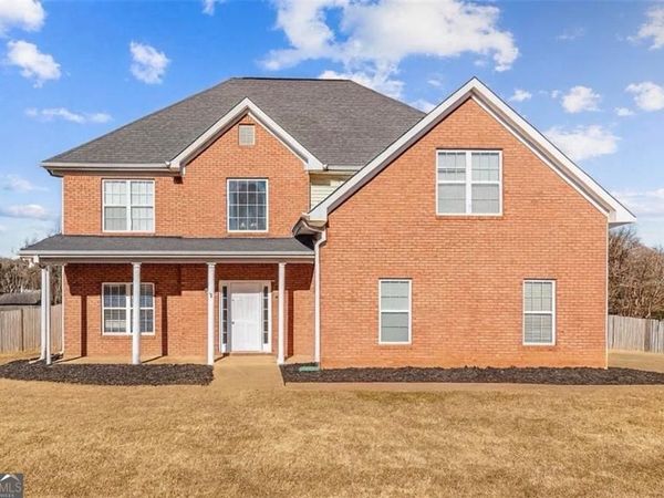 215 Shoreline Drive, Fayetteville, GA 30215