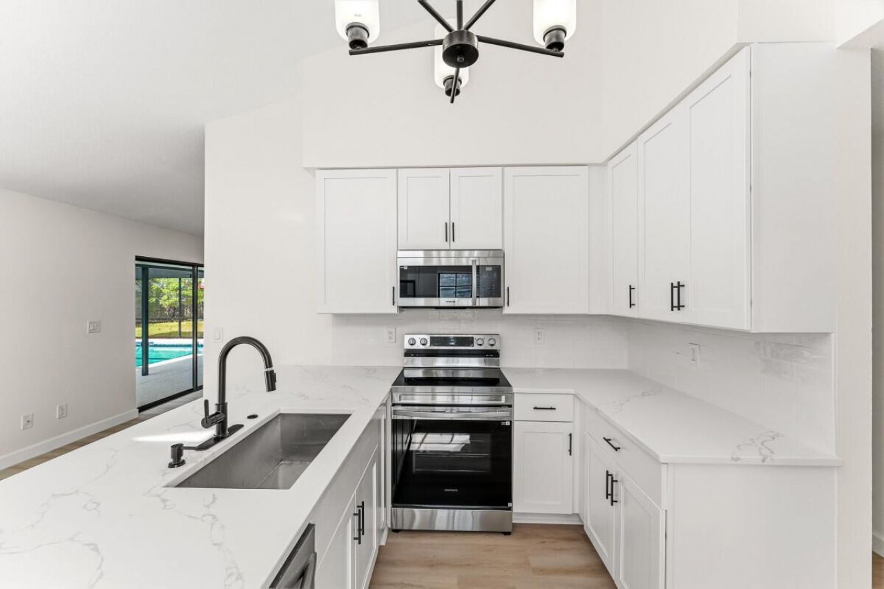 5310 Echo Pines Circle E, Fort Pierce, FL 34951 Photo
