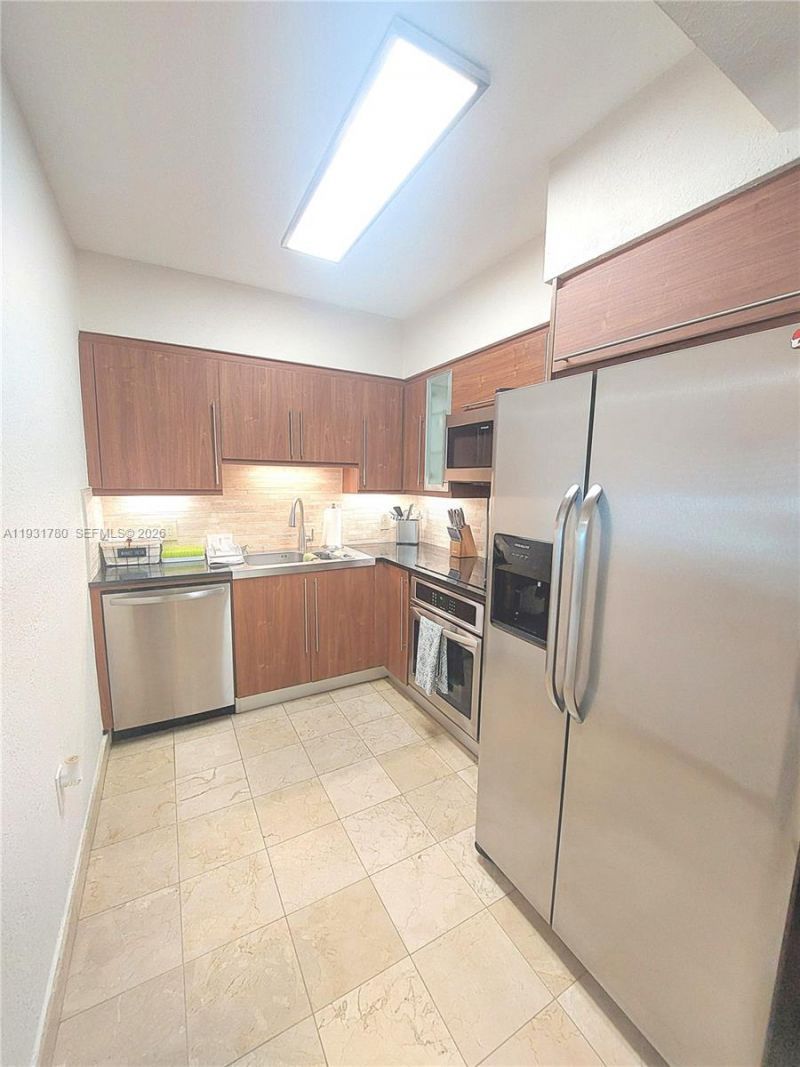 6365 Collins Ave, Unit 905, Miami Beach, FL 33141 Photo