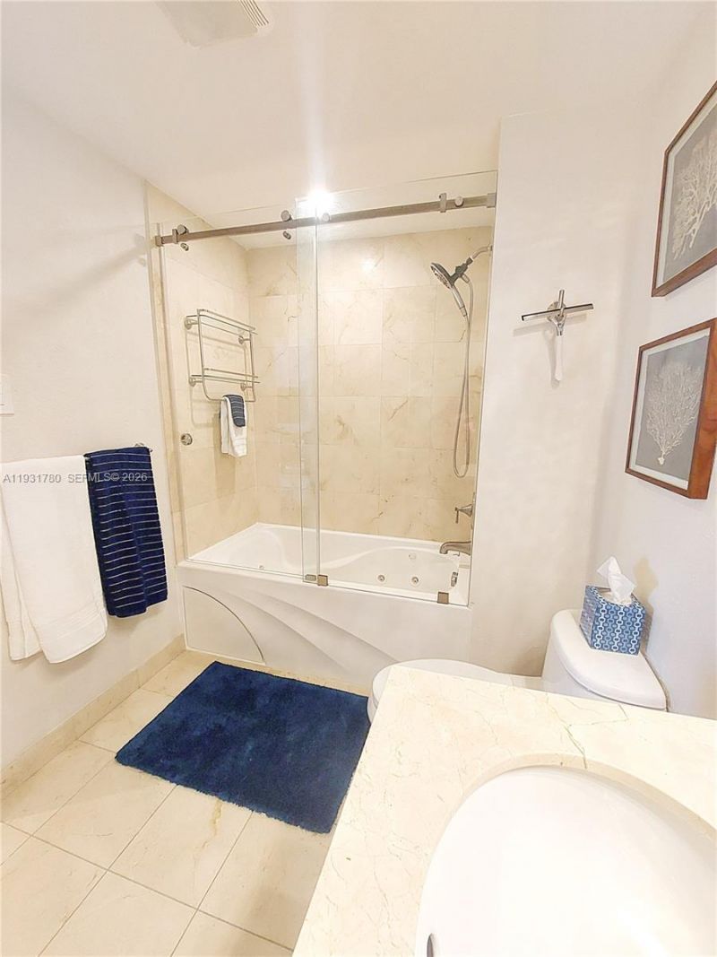 6365 Collins Ave, Unit 905, Miami Beach, FL 33141 Photo