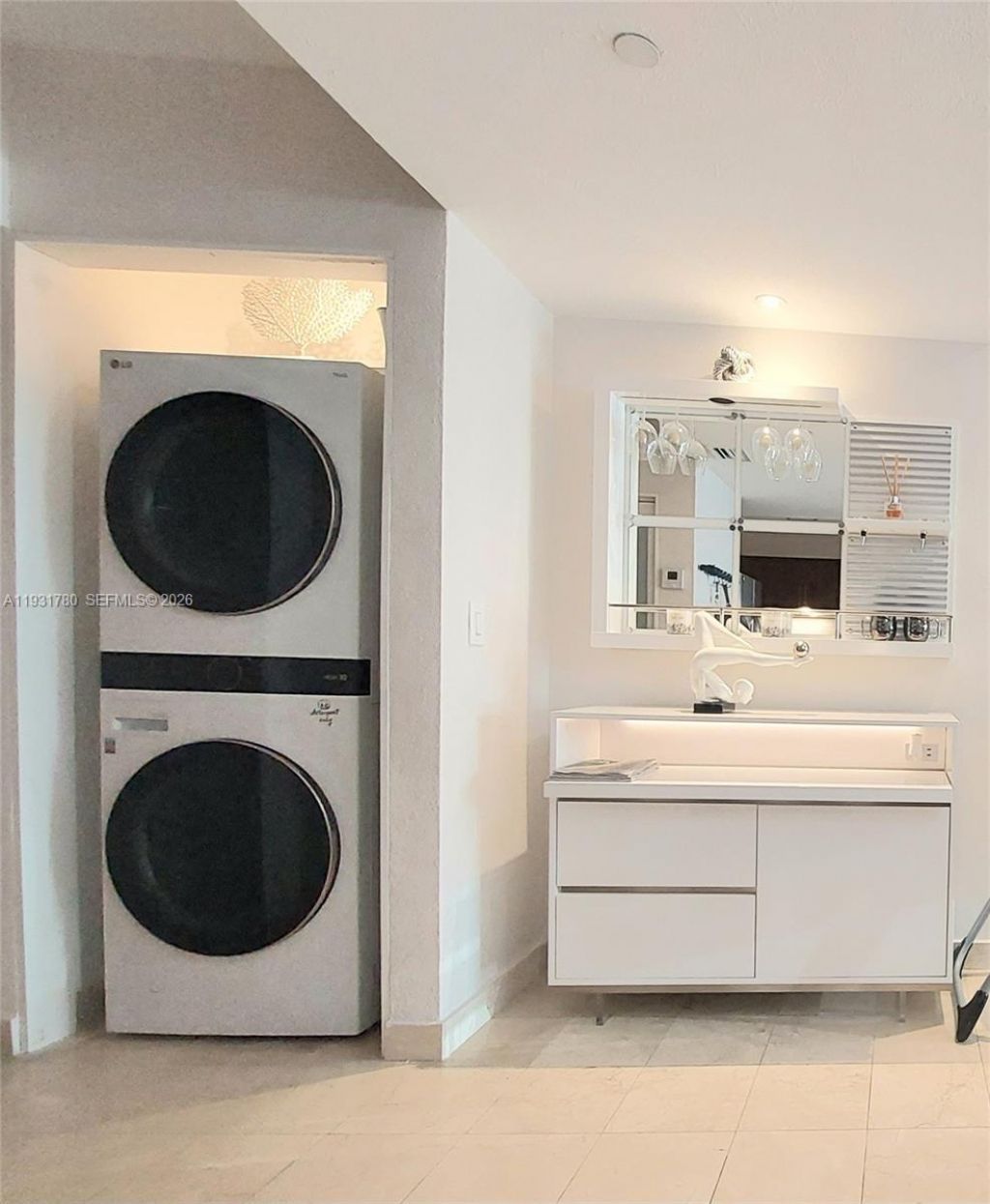 6365 Collins Ave, Unit 905, Miami Beach, FL 33141 Photo