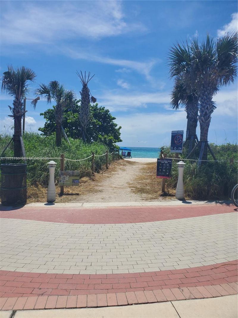 6365 Collins Ave, Unit 905, Miami Beach, FL 33141 Photo