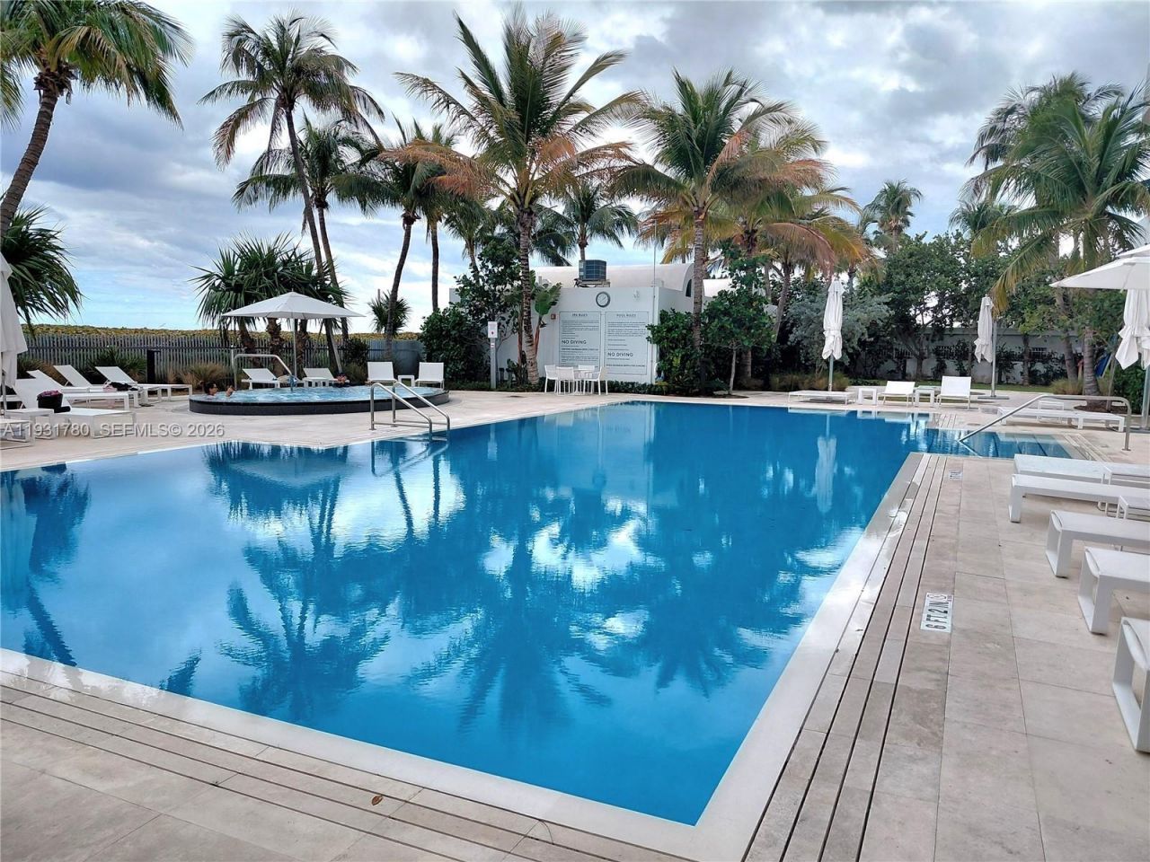 6365 Collins Ave, Unit 905, Miami Beach, FL 33141 Photo