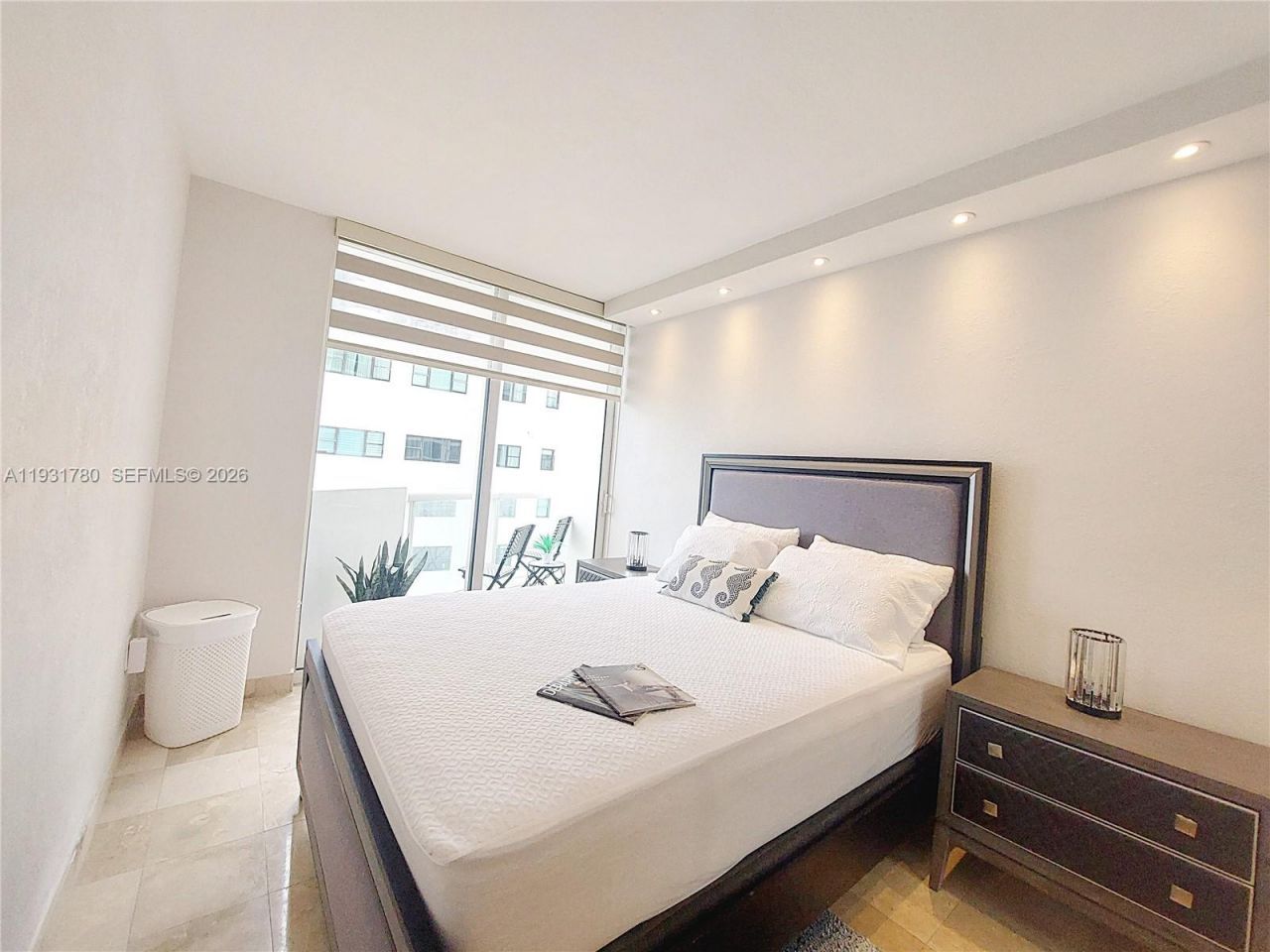 6365 Collins Ave, Unit 905, Miami Beach, FL 33141 Photo