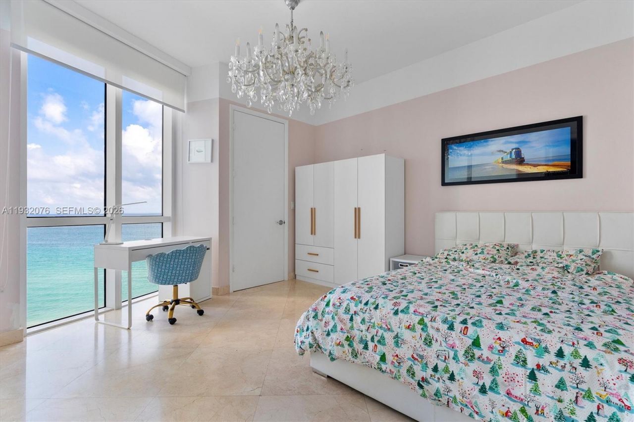 15901 Collins Ave, Unit 904, Sunny Isles Beach, FL 33160 Photo