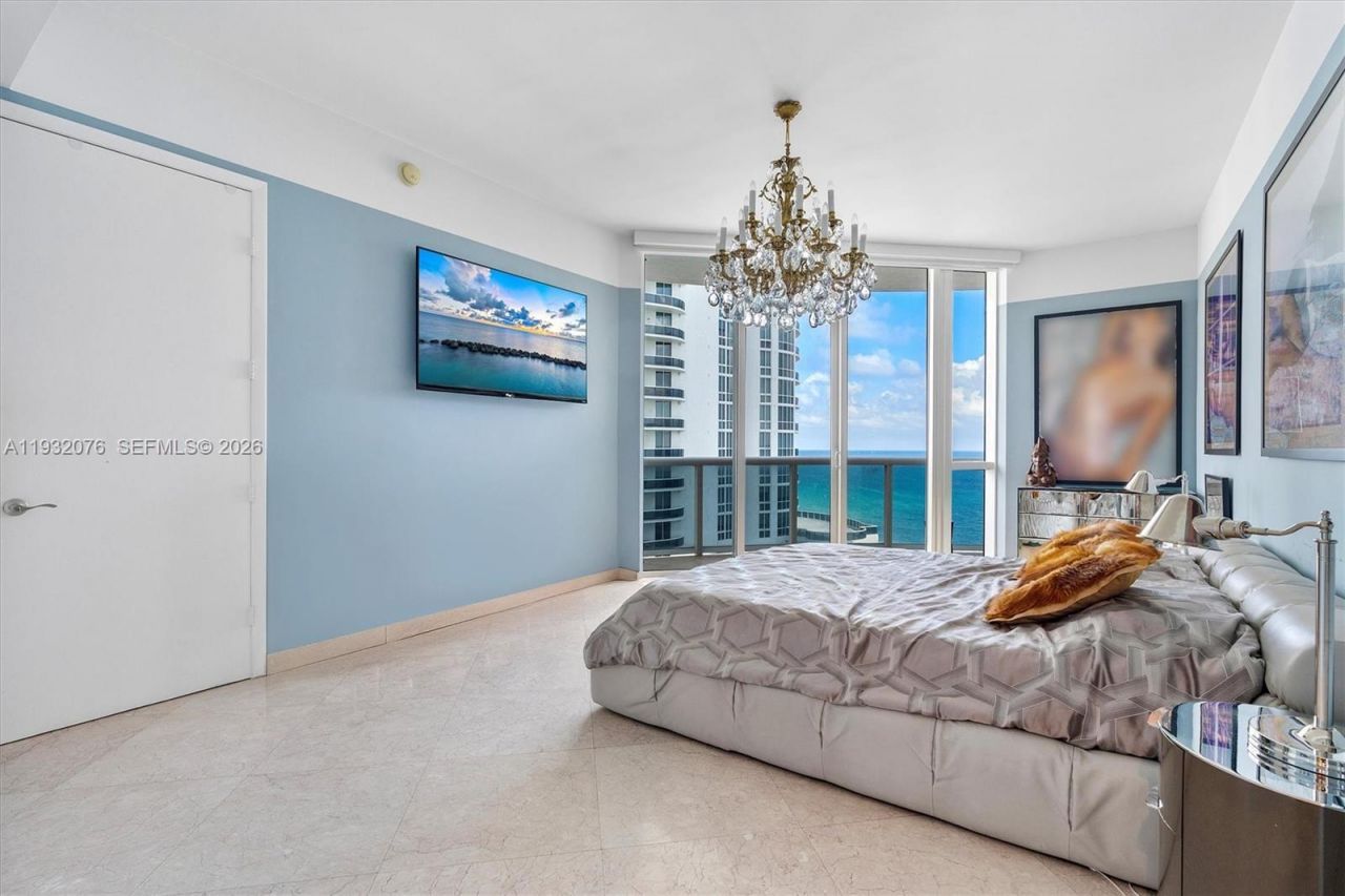 15901 Collins Ave, Unit 904, Sunny Isles Beach, FL 33160 Photo
