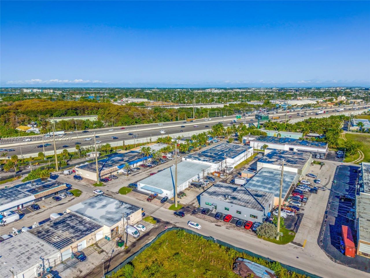 3560 NW 10th Ave , Oakland Park, FL 33309 Photo