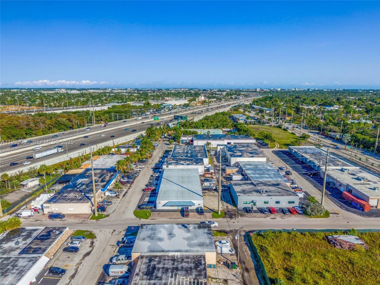 3560 NW 10th Ave , Oakland Park, FL 33309 Photo