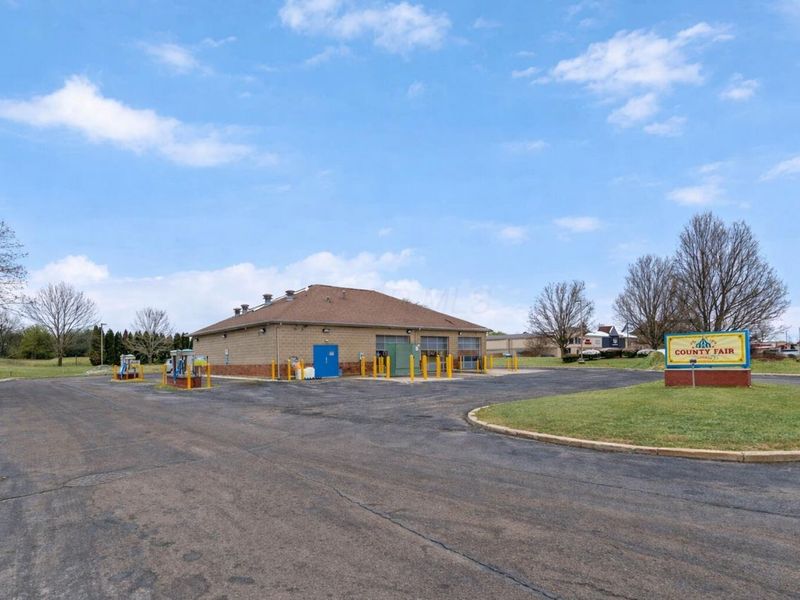 732 Corylus Drive SW, Pataskala, OH 43062 Photo 3