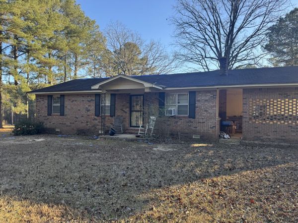 6 Co Rd 290, Iuka, MS 38852