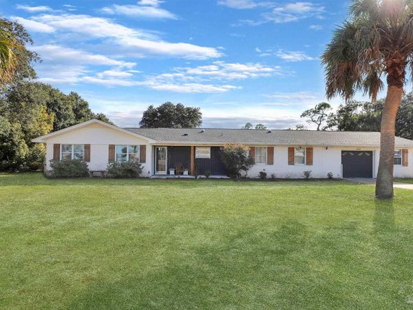 11215 Gulf Beach Hwy, Pensacola, FL 32507