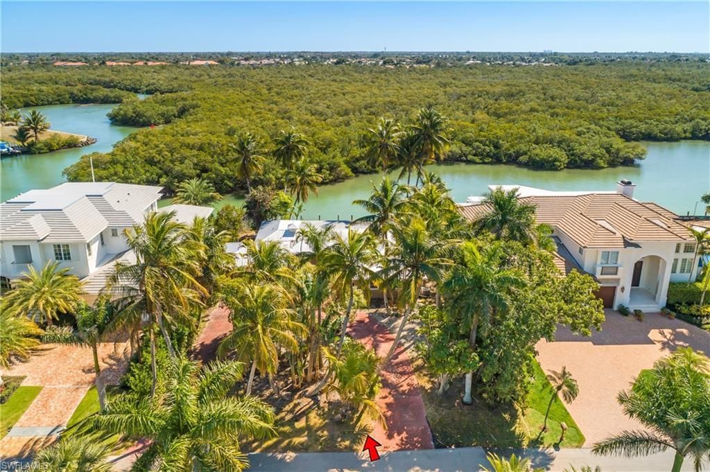 2195 Sheepshead Dr, Naples, FL 34102 Photo