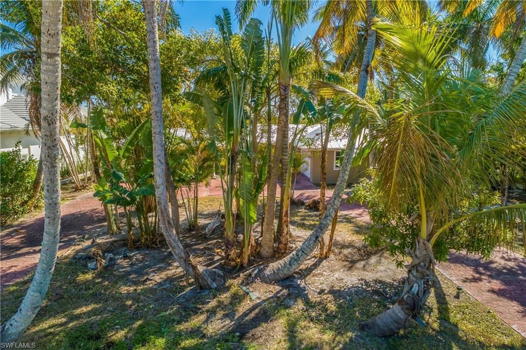 2195 Sheepshead Dr, Naples, FL 34102 Photo