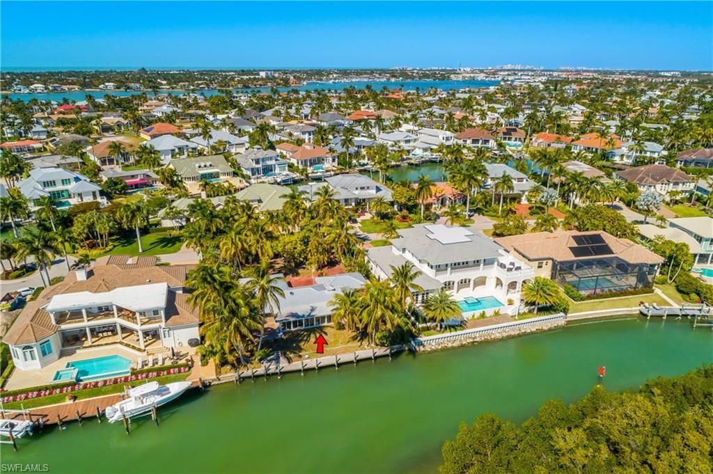 2195 Sheepshead Dr, Naples, FL 34102 Photo