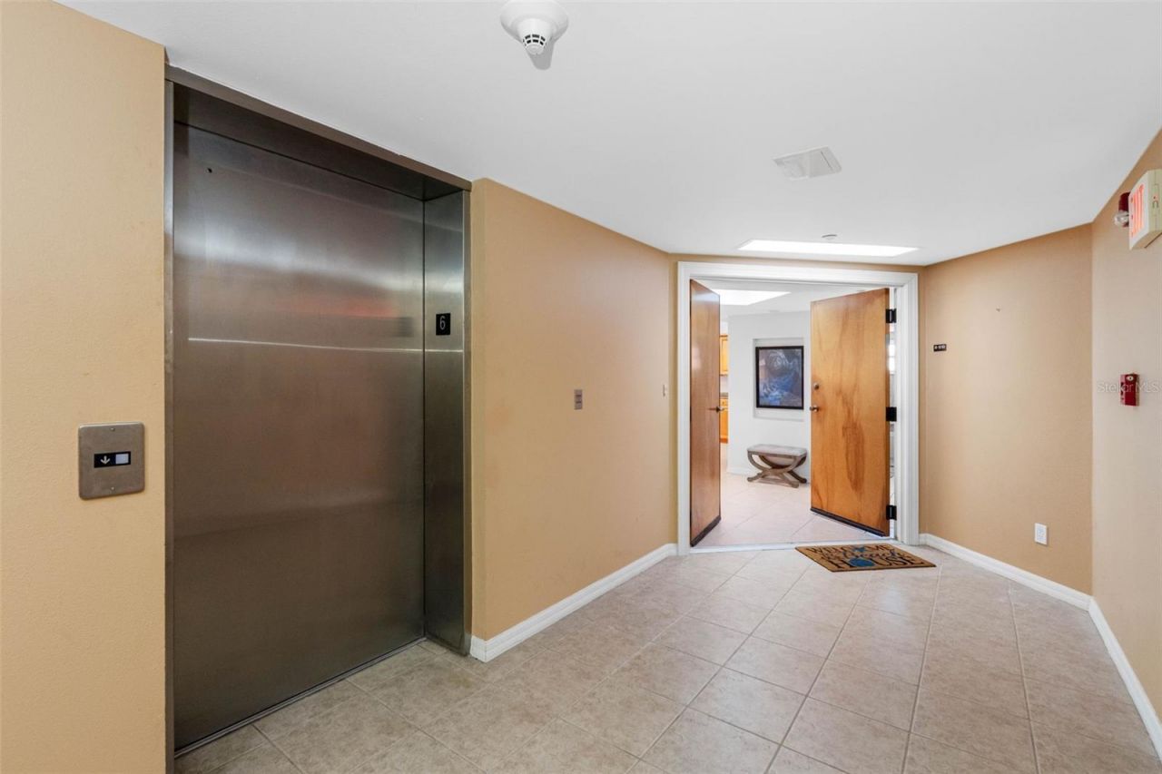 16326 Gulf Boulevard, Unit 510, Redington Beach, FL 33708 Photo