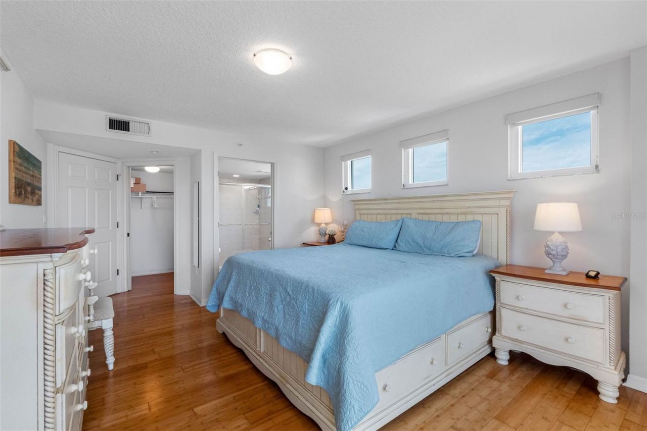 16326 Gulf Boulevard, Unit 510, Redington Beach, FL 33708 Photo