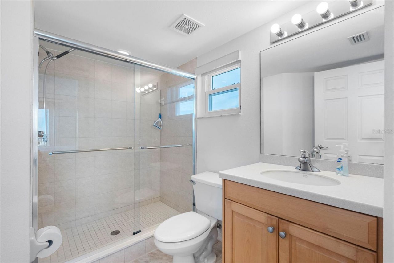 16326 Gulf Boulevard, Unit 510, Redington Beach, FL 33708 Photo