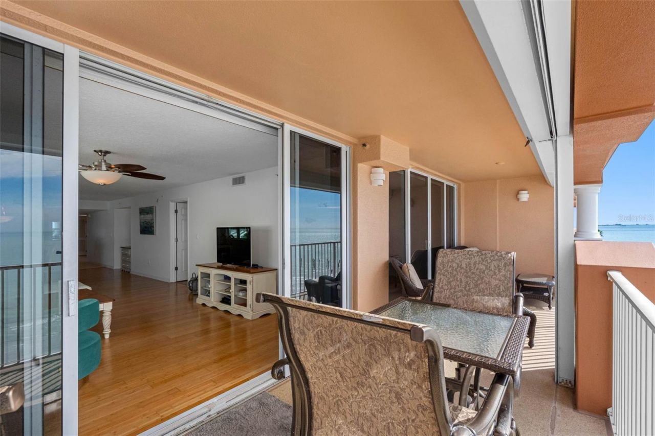 16326 Gulf Boulevard, Unit 510, Redington Beach, FL 33708 Photo