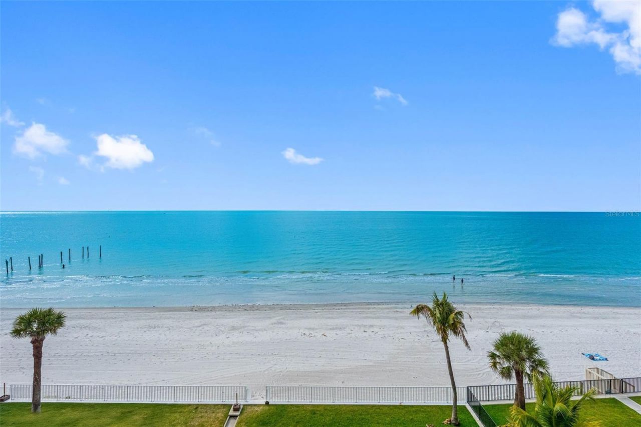 16326 Gulf Boulevard, Unit 510, Redington Beach, FL 33708 Photo