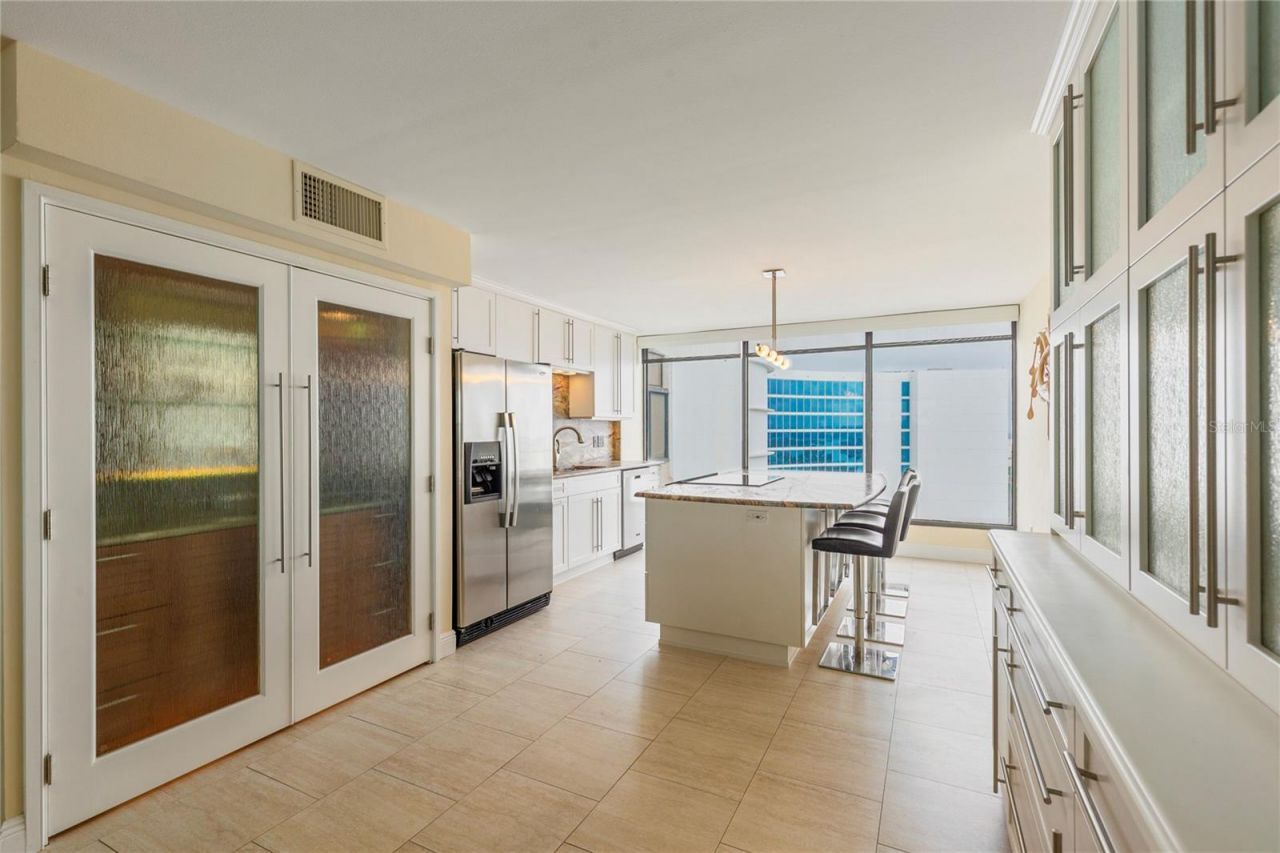 440 S Gulfview Boulevard, Unit 1705, Clearwater Beach, FL 33767 Photo