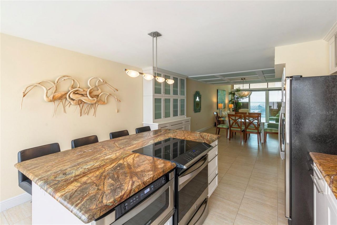 440 S Gulfview Boulevard, Unit 1705, Clearwater Beach, FL 33767 Photo
