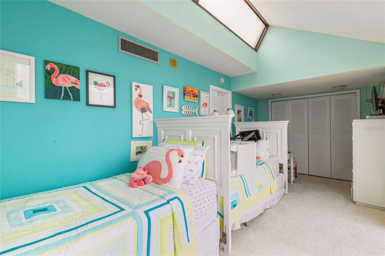 440 S Gulfview Boulevard, Unit 1705, Clearwater Beach, FL 33767 Photo