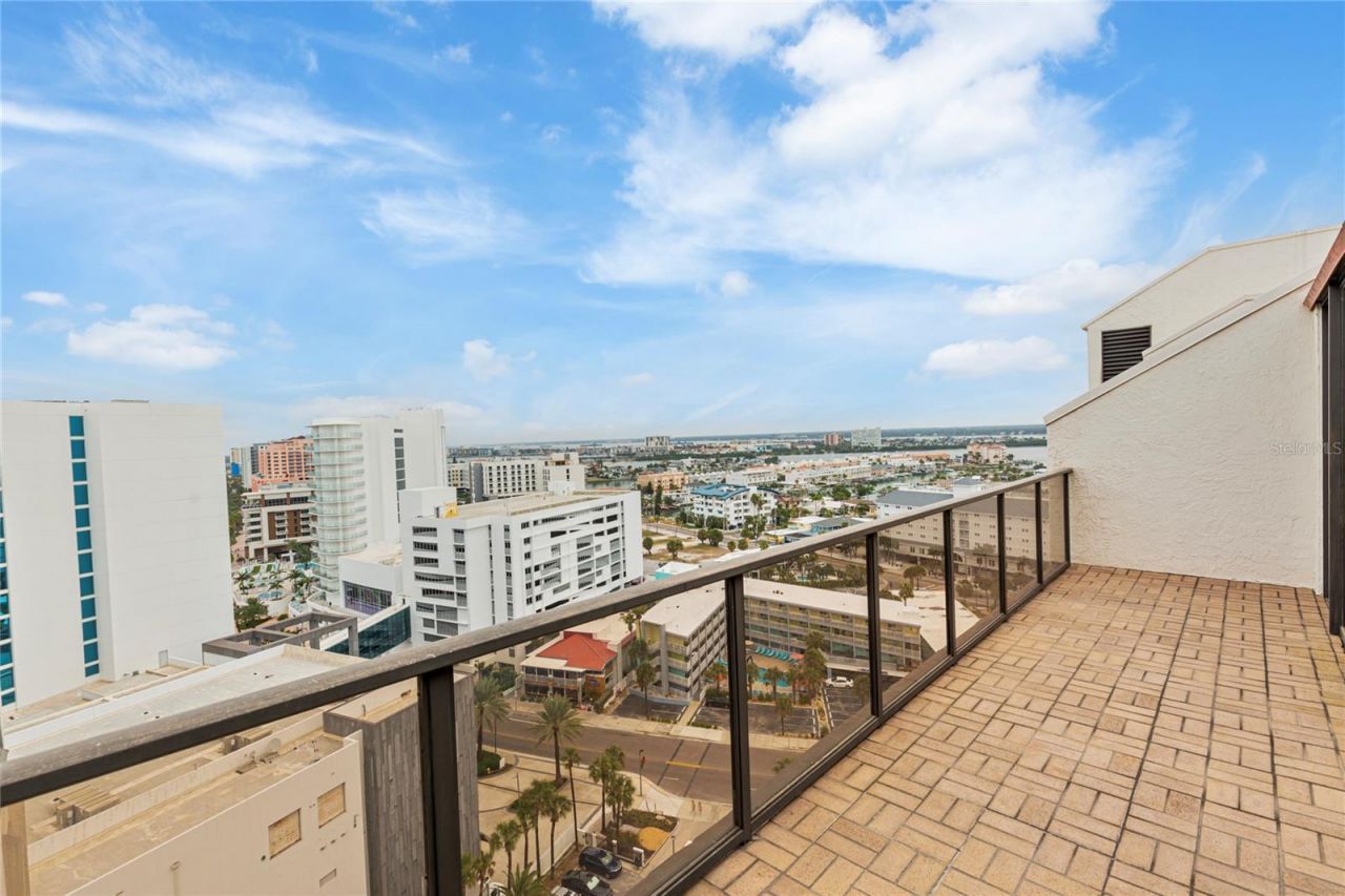440 S Gulfview Boulevard, Unit 1705, Clearwater Beach, FL 33767 Photo