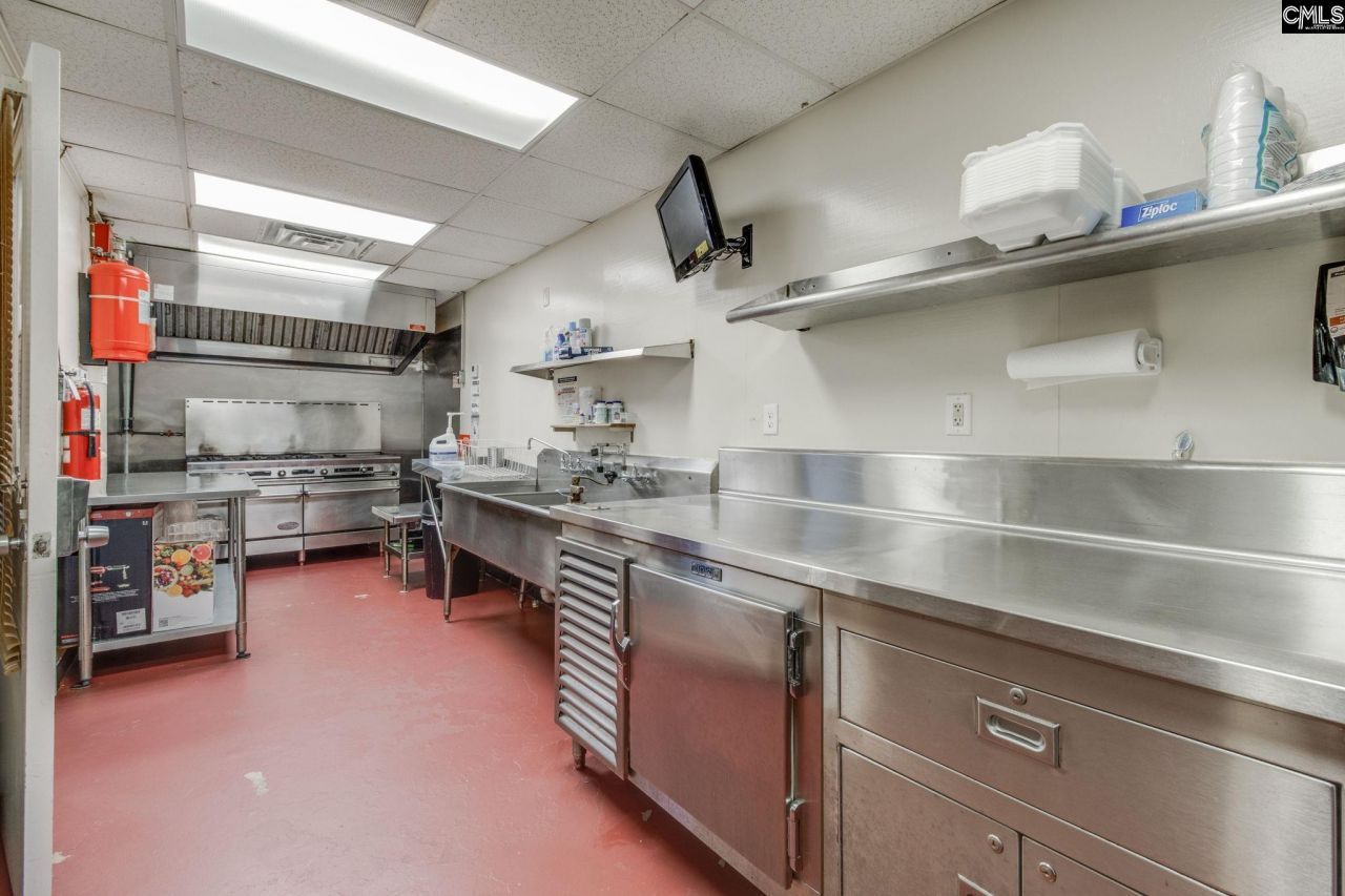 505 Wire Rd  Photo 18