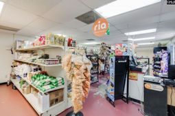 505 Wire Rd  photo 4